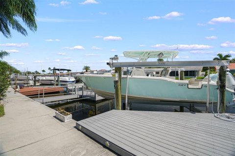 Villa ou maison à vendre à New Port Richey, Floride: 2 chambres, 153.75 m2 № 2396770 - photo 20