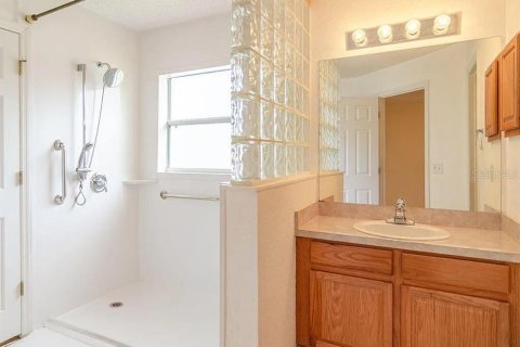 Casa en alquiler en Palm Bay, Florida, 4 dormitorios, 228.08 m2 № 2097483 - foto 19