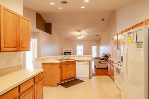 Casa en alquiler en Palm Bay, Florida, 4 dormitorios, 228.08 m2 № 2097483 - foto 8