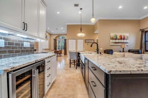 Villa ou maison à vendre à Weston, Floride: 5 chambres, 256.78 m2 № 2030510 - photo 6