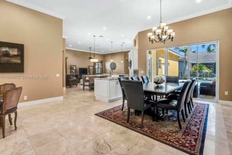 Villa ou maison à vendre à Weston, Floride: 5 chambres, 256.78 m2 № 2030510 - photo 10