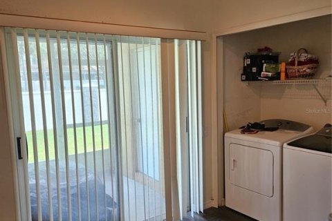 Townhouse in Wesley Chapel, Florida 2 bedrooms, 110 sq.m. № 1577160 - photo 12