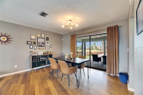 Casa en alquiler en Apollo Beach, Florida, 3 dormitorios, 165.37 m2 № 1865891 - foto 14