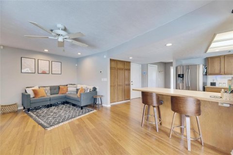 Casa en alquiler en Apollo Beach, Florida, 3 dormitorios, 165.37 m2 № 1865891 - foto 28