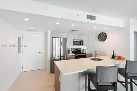 Condominio en venta en Bay Harbor Islands, Florida, 2 dormitorios, 88.72 m2 № 1694963 - foto 7