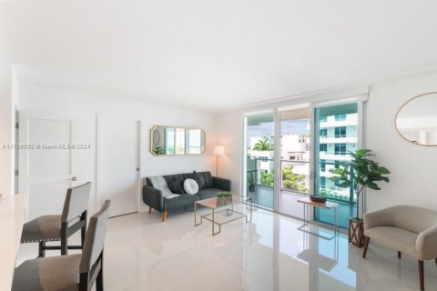 Condominio en venta en Bay Harbor Islands, Florida, 2 dormitorios, 88.72 m2 № 1694963 - foto 6