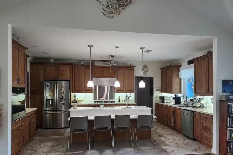 House in New Smyrna Beach, Florida 3 bedrooms, 350.15 sq.m. № 2112164 - photo 3