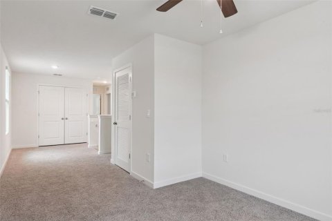 Touwnhouse à vendre à Osteen, Floride: 3 chambres, 163.32 m2 № 2306362 - photo 21