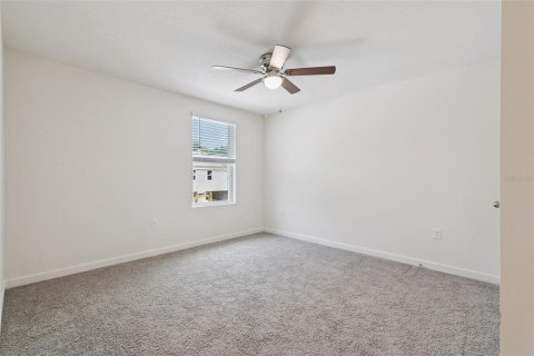 Touwnhouse à vendre à Osteen, Floride: 3 chambres, 163.32 m2 № 2306362 - photo 30