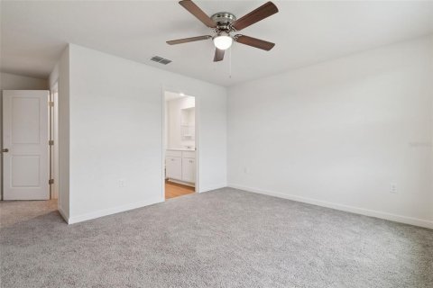 Touwnhouse à vendre à Osteen, Floride: 3 chambres, 163.32 m2 № 2306362 - photo 24