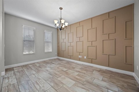 Casa en venta en Kissimmee, Florida, 6 dormitorios, 490.52 m2 № 1858122 - foto 15