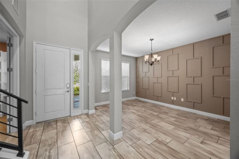 Casa en venta en Kissimmee, Florida, 6 dormitorios, 490.52 m2 № 1858122 - foto 13
