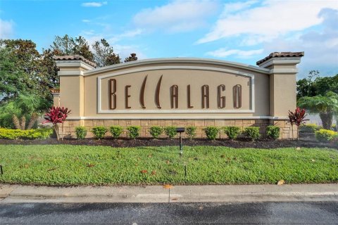 Casa en venta en Kissimmee, Florida, 6 dormitorios, 490.52 m2 № 1858122 - foto 2