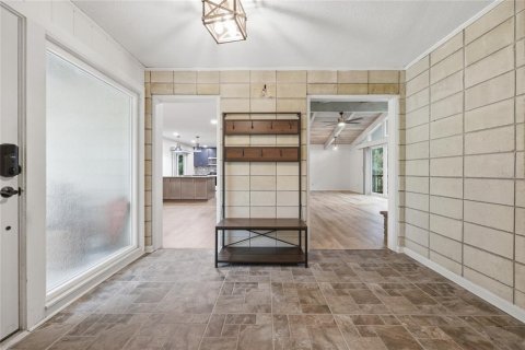 House in Gainesville, Florida 3 bedrooms, 185.9 sq.m. № 2267545 - photo 14