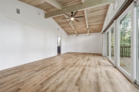 House in Gainesville, Florida 3 bedrooms, 185.9 sq.m. № 2267545 - photo 16