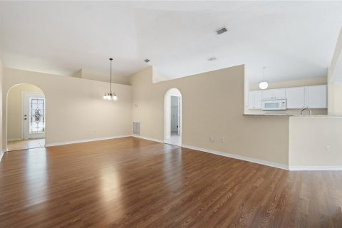Casa en venta en Tavares, Florida, 4 dormitorios, 173.54 m2 № 1903033 - foto 7