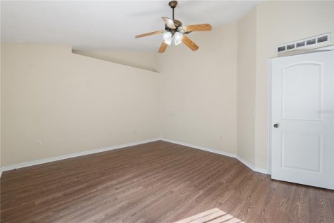 Casa en venta en Tavares, Florida, 4 dormitorios, 173.54 m2 № 1903033 - foto 15
