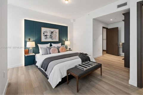 Condo in Miami, Florida, 3 bedrooms № 2251773 - photo 4