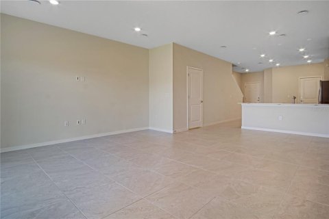 Adosado en alquiler en Davenport, Florida, 3 dormitorios, 161.28 m2 № 1789699 - foto 9