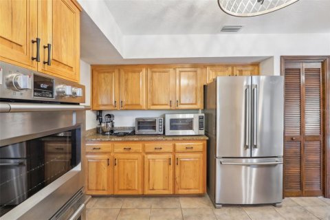 Casa en venta en DeLand, Florida, 5 dormitorios, 375.51 m2 № 1342577 - foto 24