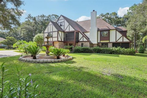 Casa en venta en DeLand, Florida, 5 dormitorios, 375.51 m2 № 1342577 - foto 1