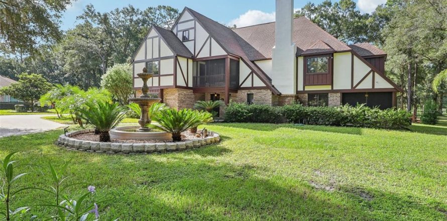 Casa en DeLand, Florida 5 dormitorios, 375.51 m2 № 1342577