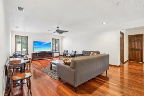 Casa en venta en DeLand, Florida, 5 dormitorios, 375.51 m2 № 1342577 - foto 14