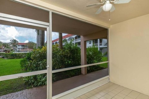 Condominio en alquiler en Hallandale Beach, Florida, 1 dormitorio, 74.32 m2 № 2011267 - foto 10