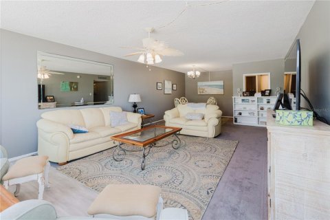 Condominio en alquiler en Dunedin, Florida, 2 dormitorios, 113.34 m2 № 1852752 - foto 12