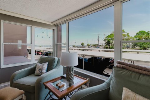 Condo in Dunedin, Florida, 2 bedrooms  № 1852752 - photo 10