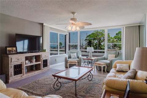 Condominio en alquiler en Dunedin, Florida, 2 dormitorios, 113.34 m2 № 1852752 - foto 11