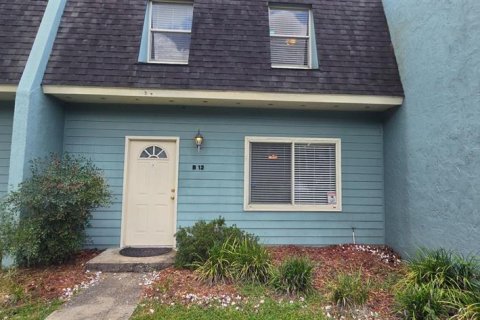 Townhouse in Gainesville, Florida 3 bedrooms, 128.58 sq.m. № 2359430