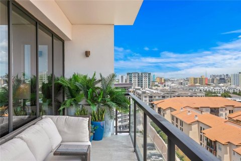Condo in Saint Petersburg, Florida, 2 bedrooms  № 1841818 - photo 11