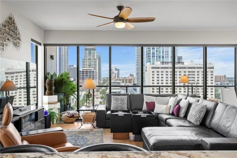 Condo in Saint Petersburg, Florida, 2 bedrooms  № 1841818 - photo 8