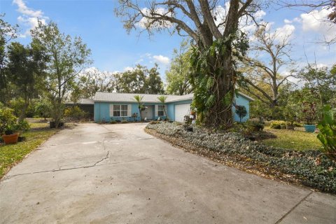Villa ou maison à vendre à Land O' Lakes, Floride: 3 chambres, 166.85 m2 № 1734250 - photo 3