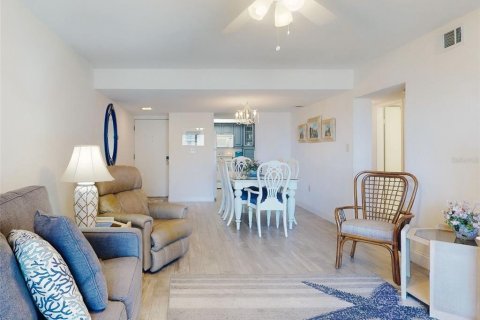 Condominio en venta en New Smyrna Beach, Florida, 2 dormitorios, 87.7 m2 № 1797159 - foto 19