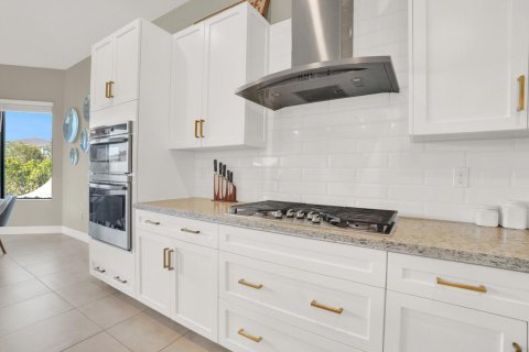 House in Parkland, Florida 5 bedrooms, 314.38 sq.m. № 2182830 - photo 4