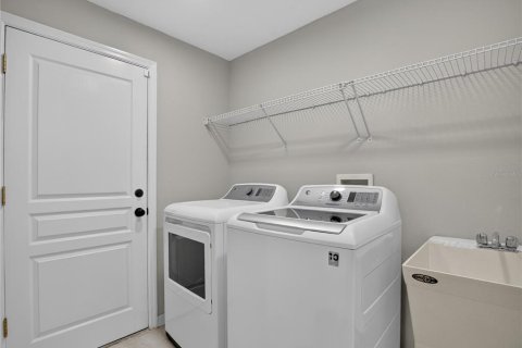 Casa en venta en Winter Garden, Florida, 4 dormitorios, 237.83 m2 № 2385783 - foto 19