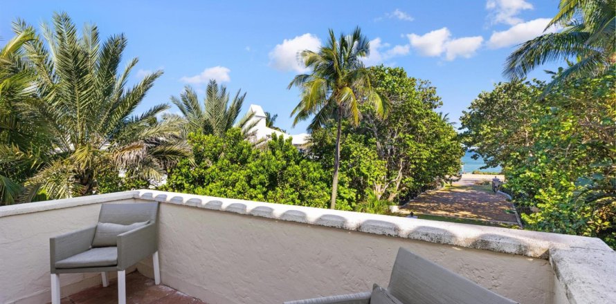 Villa ou maison à Palm Beach, Floride 3 chambres, 319.96 m2 № 2081780
