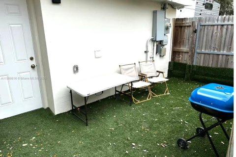 Купить виллу или дом в Дания-Бич, Флорида 4 спальни, 166.76м2, № 1957210 - фото 28