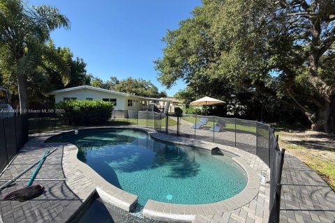 Купить виллу или дом в Дания-Бич, Флорида 4 спальни, 166.76м2, № 1957210 - фото 6