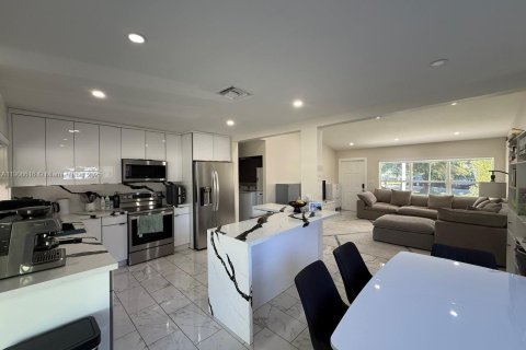 Купить виллу или дом в Дания-Бич, Флорида 4 спальни, 166.76м2, № 1957210 - фото 12