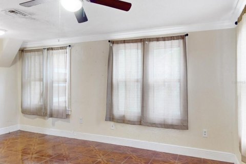 Villa ou maison à vendre à Fruitland Park, Floride: 3 chambres, 134.52 m2 № 2123572 - photo 4