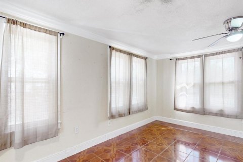 Villa ou maison à vendre à Fruitland Park, Floride: 3 chambres, 134.52 m2 № 2123572 - photo 8