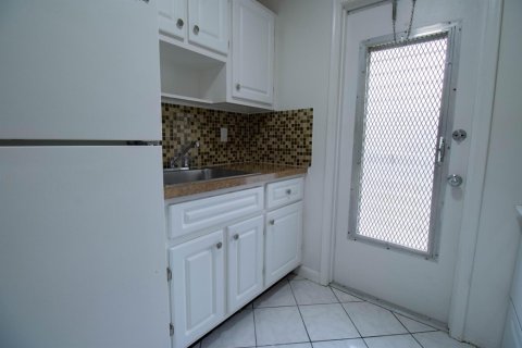 Appartement à louer à Hollywood, Floride: 1 chambre № 2154540 - photo 6