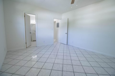 Appartement à louer à Hollywood, Floride: 1 chambre № 2154540 - photo 11
