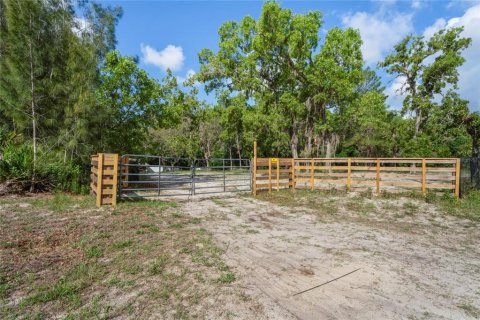 House in Port Richey, Florida 2 bedrooms, 81.66 sq.m. № 1737137 - photo 20