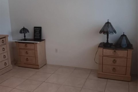 Condo in Pompano Beach, Florida, 1 bedroom  № 2086337 - photo 9