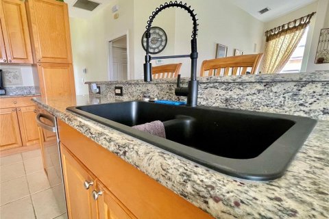House in Palmetto, Florida 4 bedrooms, 230.77 sq.m. № 1898798 - photo 26