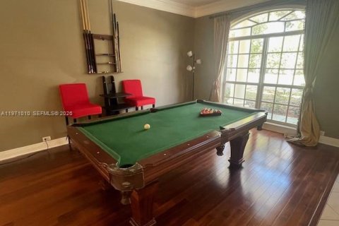 House in Parkland, Florida 4 bedrooms, 311.41 sq.m. № 2032632 - photo 5